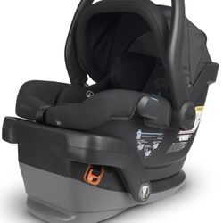 uppababy Car seat. New