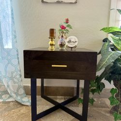 Mid Century Modern End Table