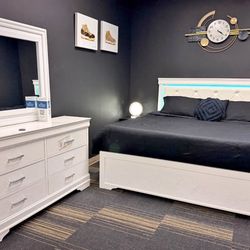 New 4pc Bedroom Set In Box 📦 $39 Down No Credit Needed 