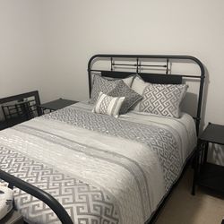 Queen Bedroom Set New