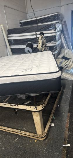 Queen mattress