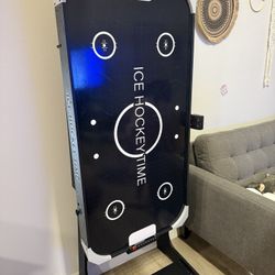 Air Hockey Table 