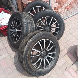 New Tires & Rims 225/60 /R16  $500 Universal