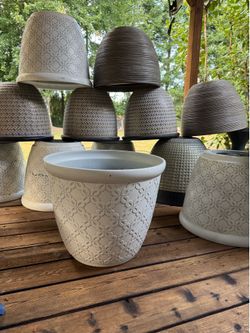 Plant pots