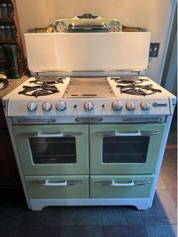 Antique gas stove