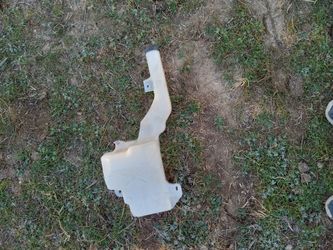 Windshield Wiper Bottle  Receivor