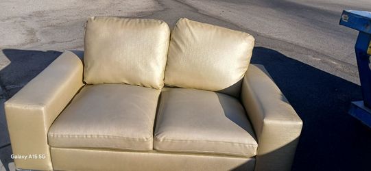Loveseat