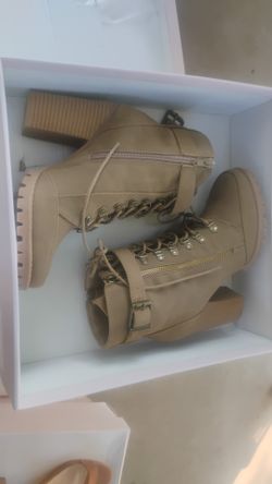 Zapatos De Venta De Variedad Baratos/Shoes For Sale Cheap