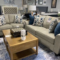 fancy sofa loveseat 💙🌟 $1,199