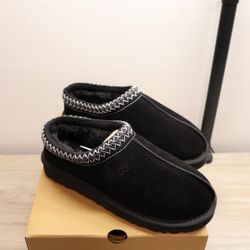 Uggs Tasman Slippers Black Color Size 11 Women’s