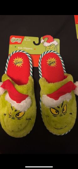 New Grinch Slippers, Size 4/5 Kids