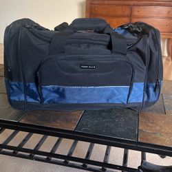 Perry Ellis Tote Bag