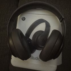 Beats Studio Pro 