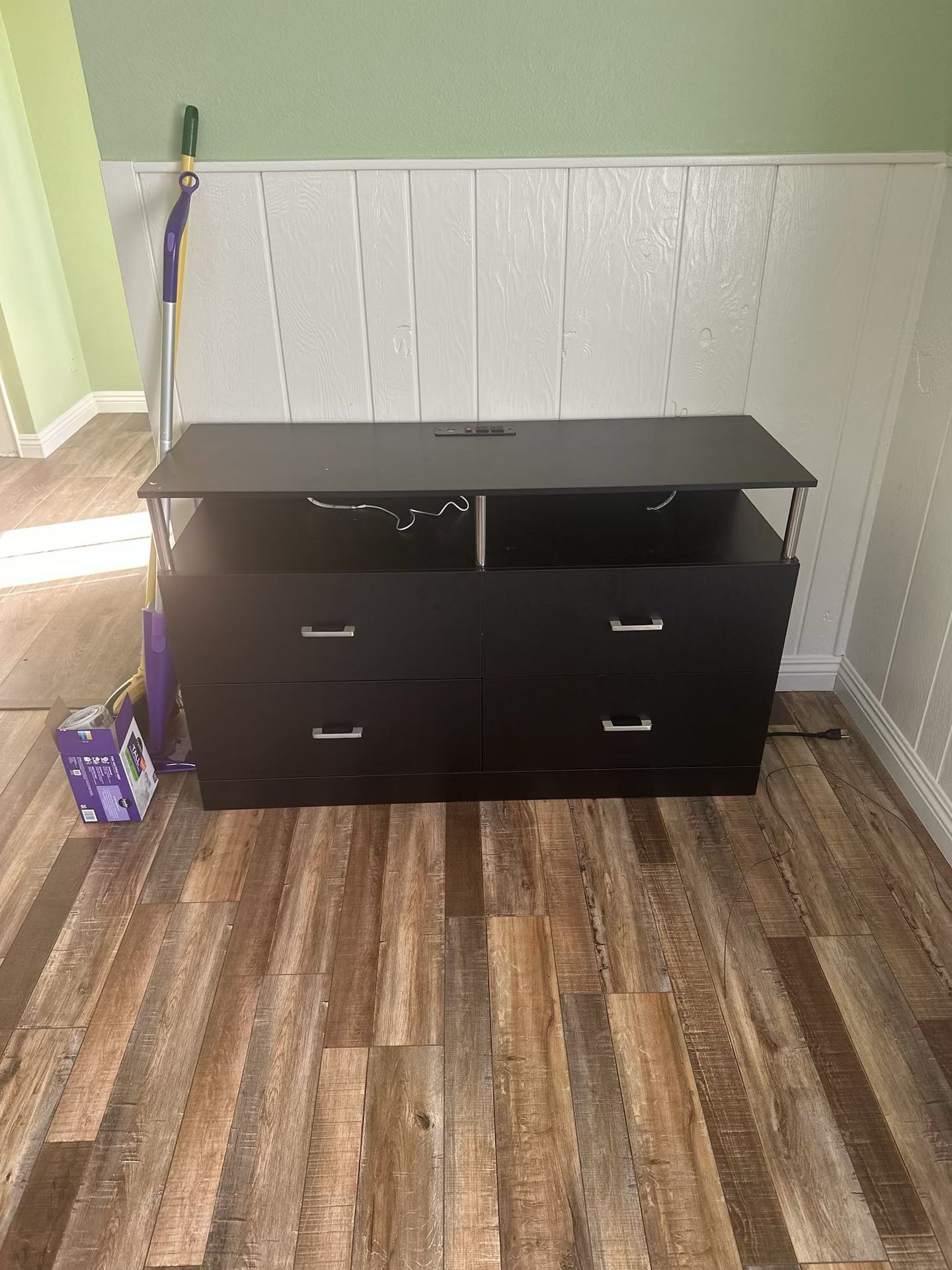 Brand New Dresser W/ Lights
