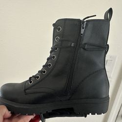 SO brand Combat boots