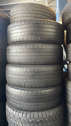 235/65R18 marca Michelin usadas en muy buenas condiciones de vida