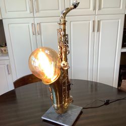 Alto Vantage Saxophone Art Lamp