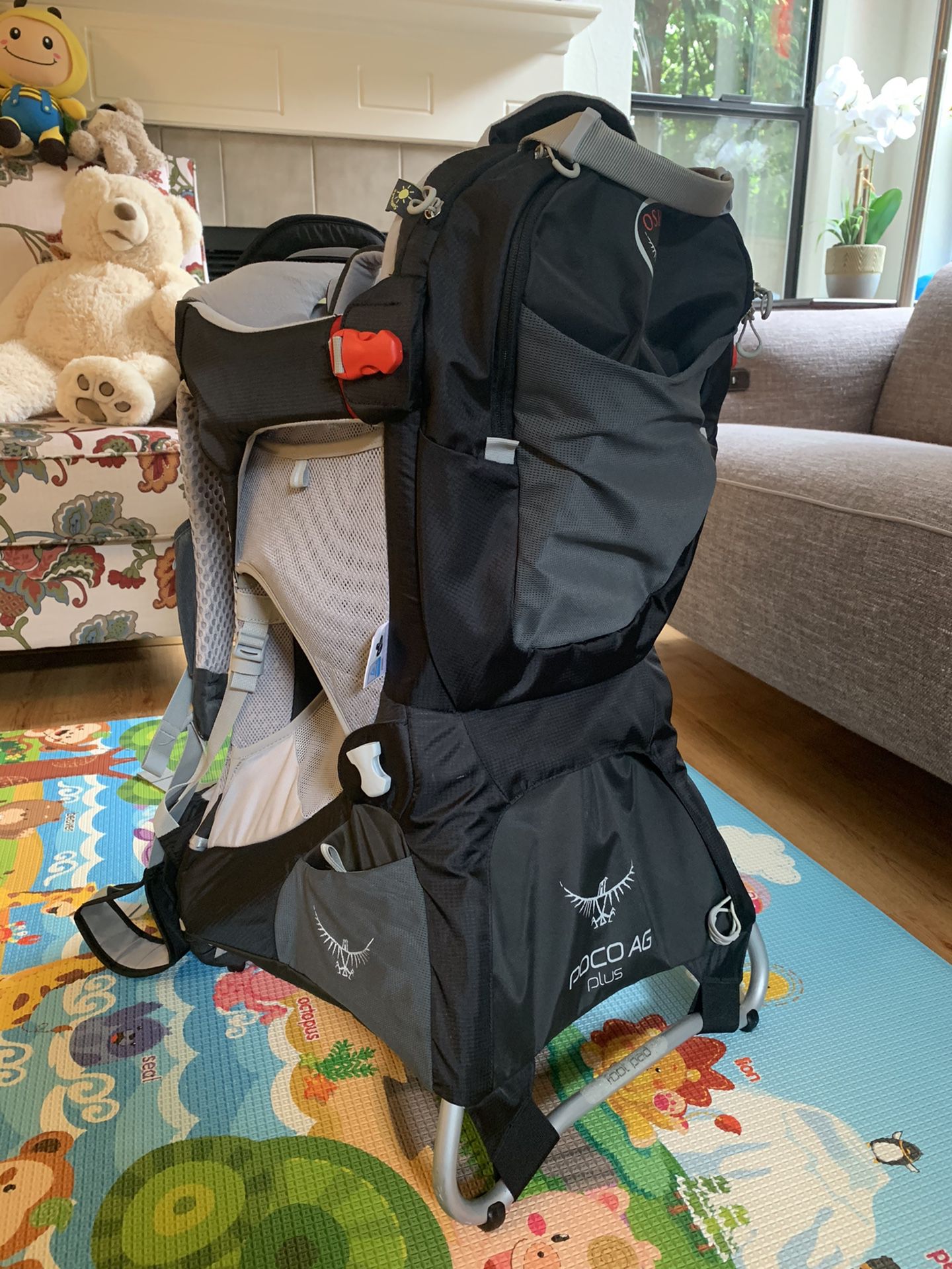 Ospreys POCO AG Plus child carrier backpack