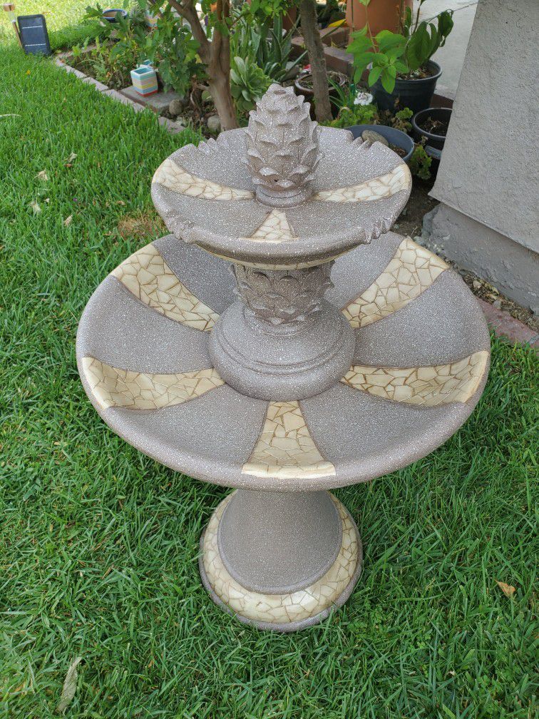 Brand New Resin Water Fountain 36 Inches Tall