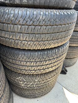 LT 275/65r20 Michelin tires en excelentes condiciones de vida las 4