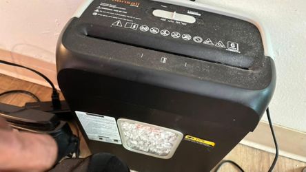 Paper shredder