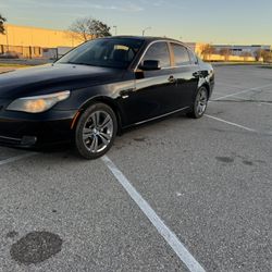 2009 BMW 528i