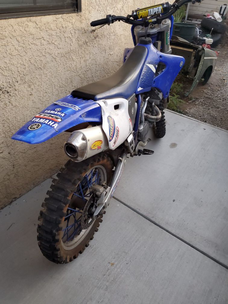 Yamaha dirt bike 450