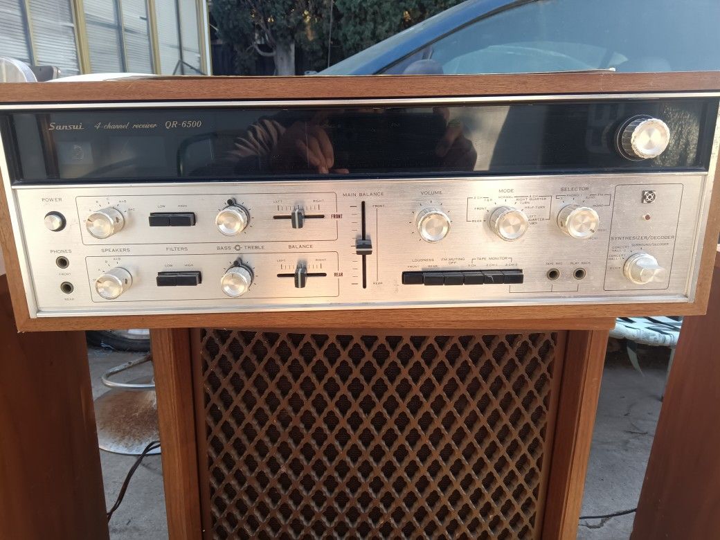 Vintage Sansui Amplifier - Receiver