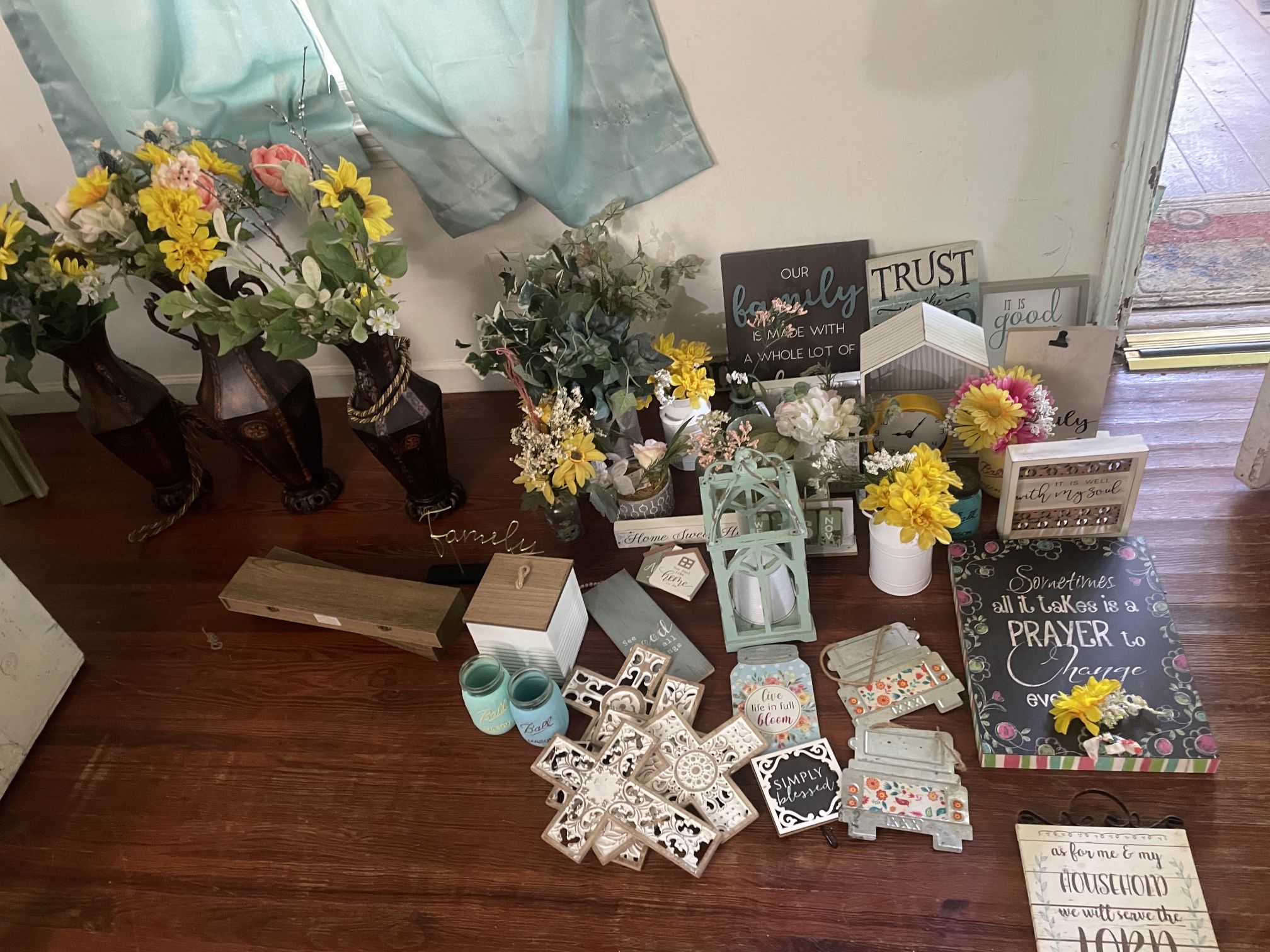 Home Decor Lot