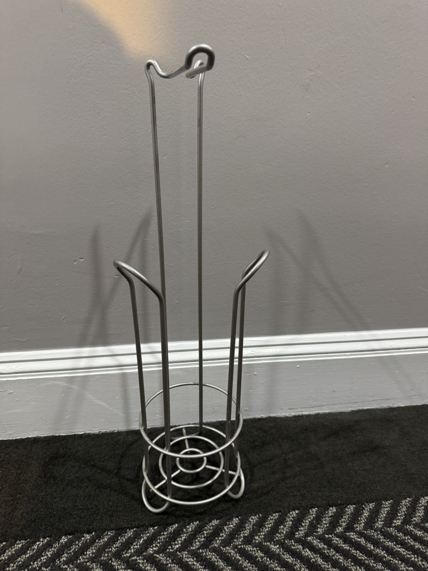 PEWTER/SILVER TOILET PAPER HOLDER - Holds FOUR Rolls