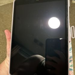 iPad 9 With Case And Tempered Glass
