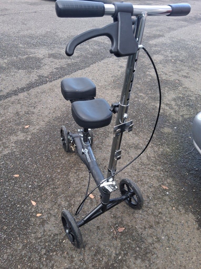 Rosco E Medical Scooter