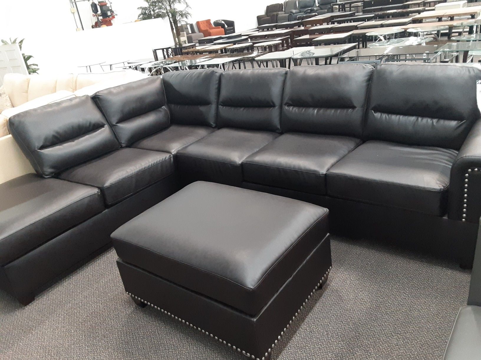 Sectional sofa set