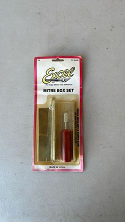 Excel Mitre Box Set with Handle and Saw Blade