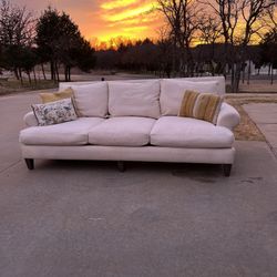 Bernhardt Isabella Upholstered Sofa/Couch (Free Delivery)