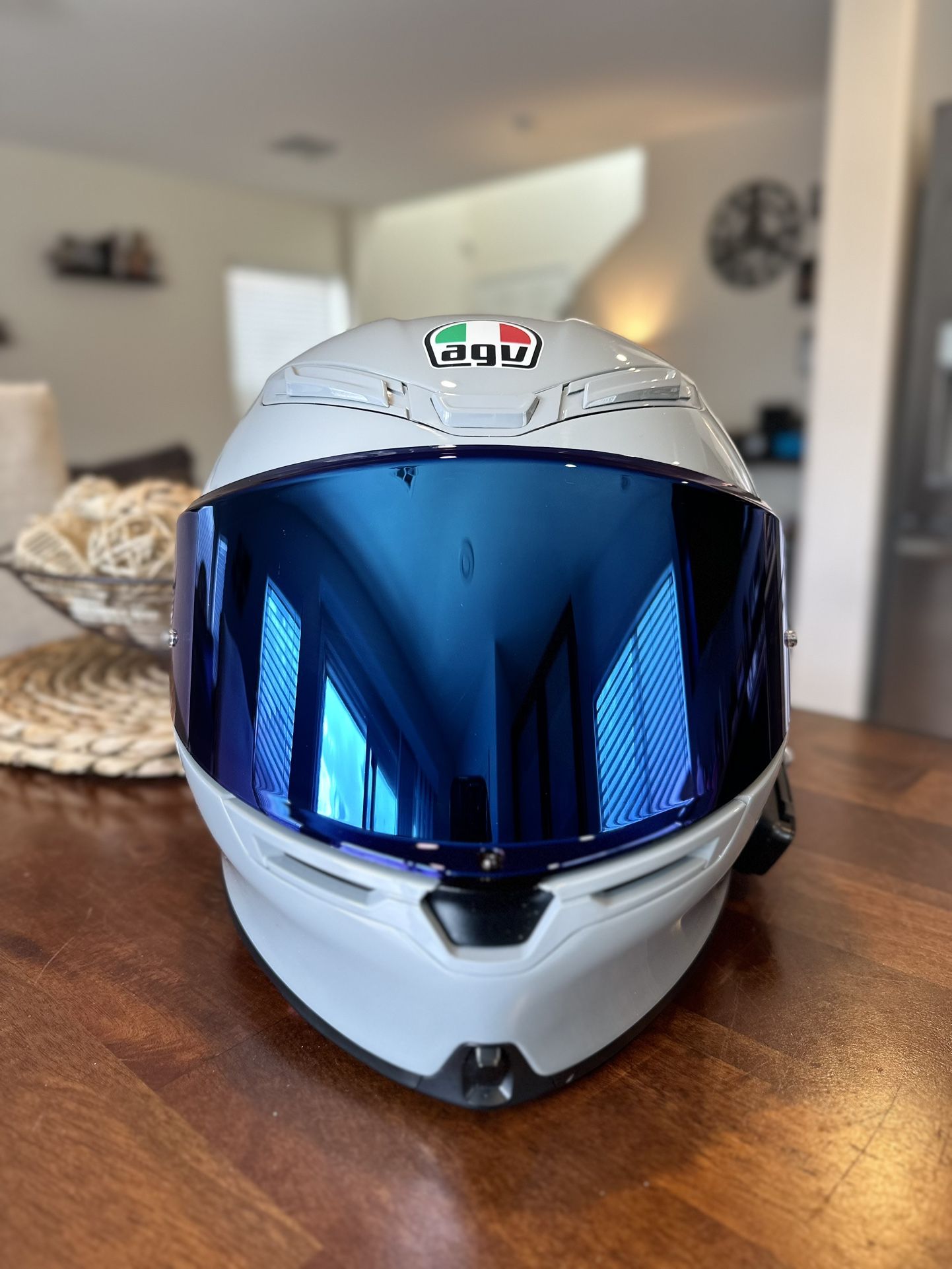 agv k6 blue iridium visor AGV K6 Nardo Grey Racing Motorcycle Helmet Size XL w/Cardo &2 Visors for  Sale in Las Vegas, NV