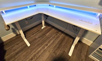 FEZIBO 63" Triple Motor L Shaped Standing Desk