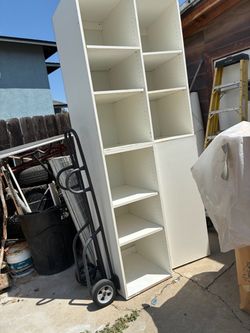 ESTAMOS EN SAN DIEGO 2 BEAUTIFUL CABINETS GREAT CONDITION ONE FOR $35 or 2 for $55