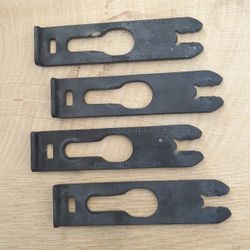 GM Vehicles Headlamp Retainer Clips