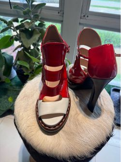 Fendi Roma Red Patent Leather Cutout Heels – Size 39