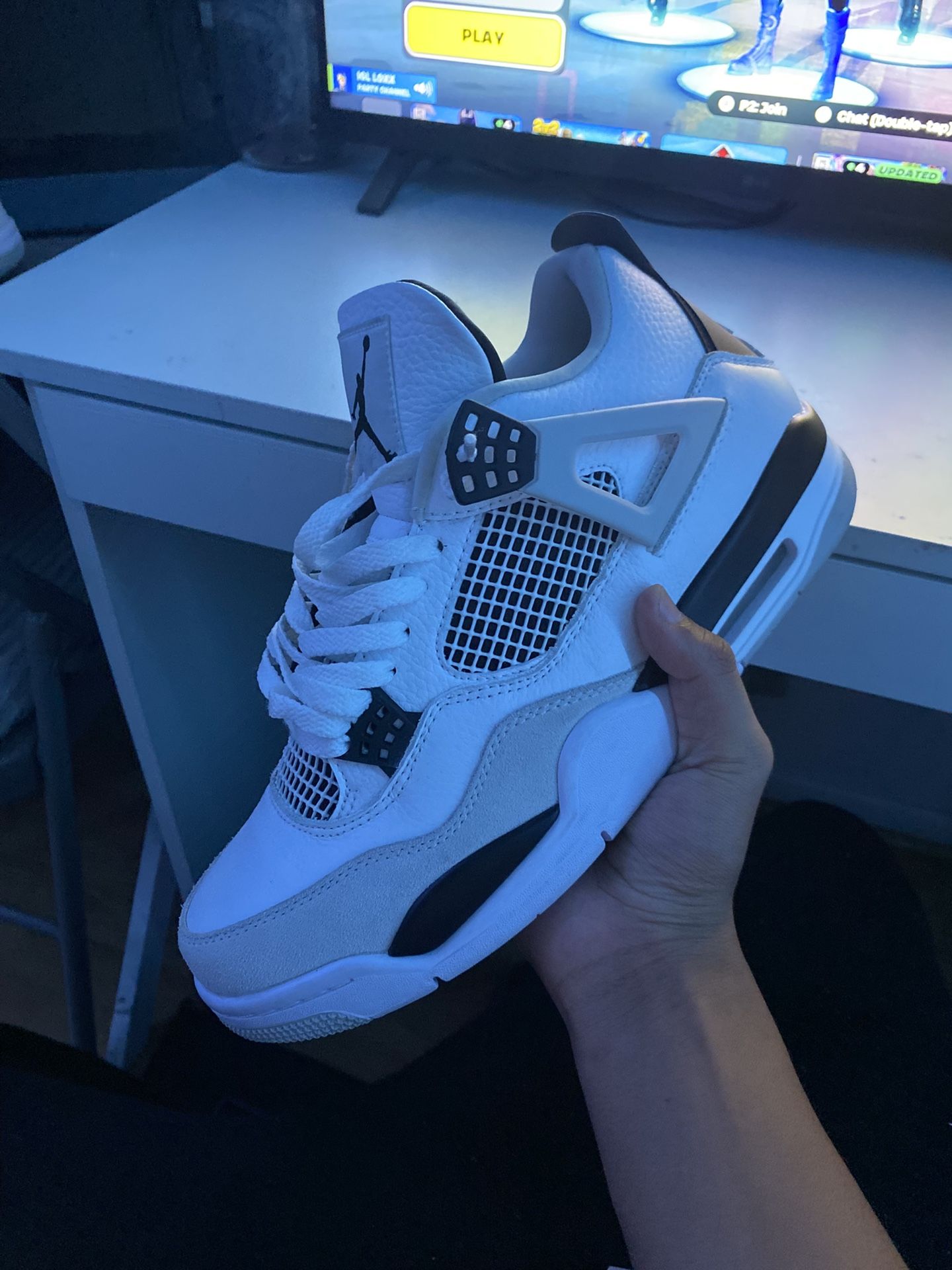 Jordan 4 Retro ‘Military Black’