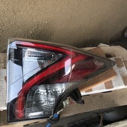 Toyota Prius Tail light