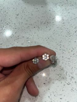 🔥2 screwback earring pairs for 50$ 🥶 VVS