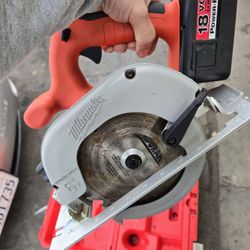 Cordless Skill Saw Milwaukee 