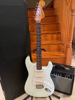 Squier Classic Vibe FSR Stratocaster w/ Hardshell Case, Fender Amp