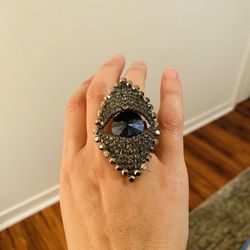 Beautiful Ring 