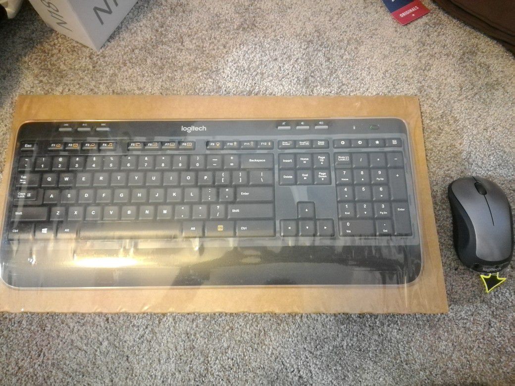 Logitech keyboard and mouse combo. 1 receiver