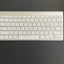Apple magic keyboard 1