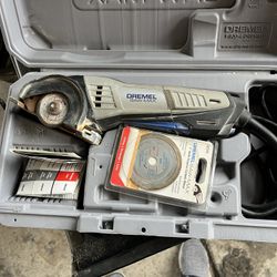 Dremel Saw Max