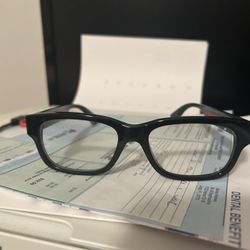 Gucci Eyes Glasses 